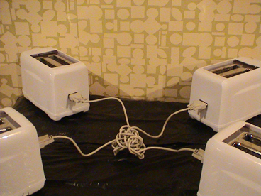 Four networked toasters with hub